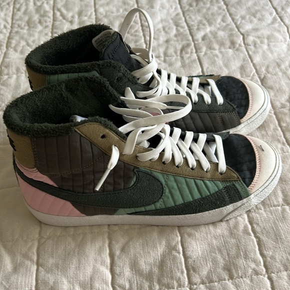 Men’s Blazer Mid Toasty Sneakers - Picture 3 of 9